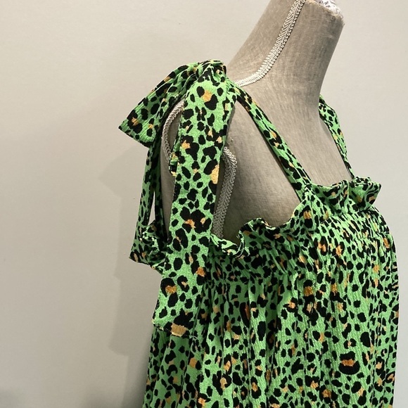 H&M Green Animal Print BabyDoll Dress - Picture 6 of 12